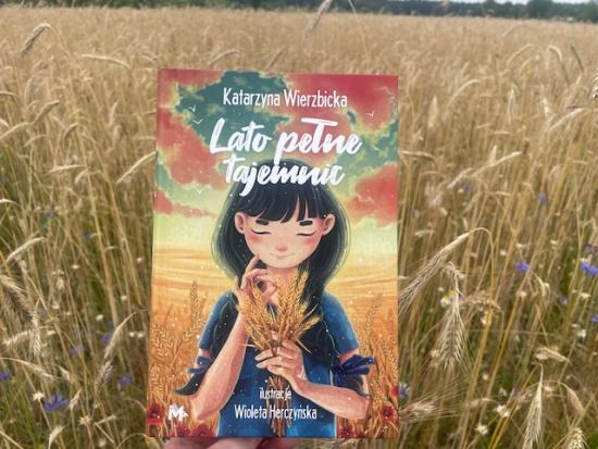 Lato pełne tajemnic Katarzyna Wierzbicka